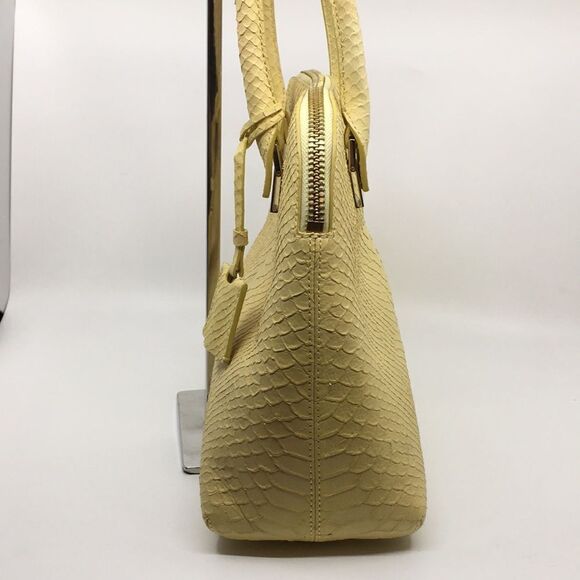 Kate Spade Madison Ave. Light Canary Yellow Court Margot Snakeskin Embossed - Picture 8 of 17